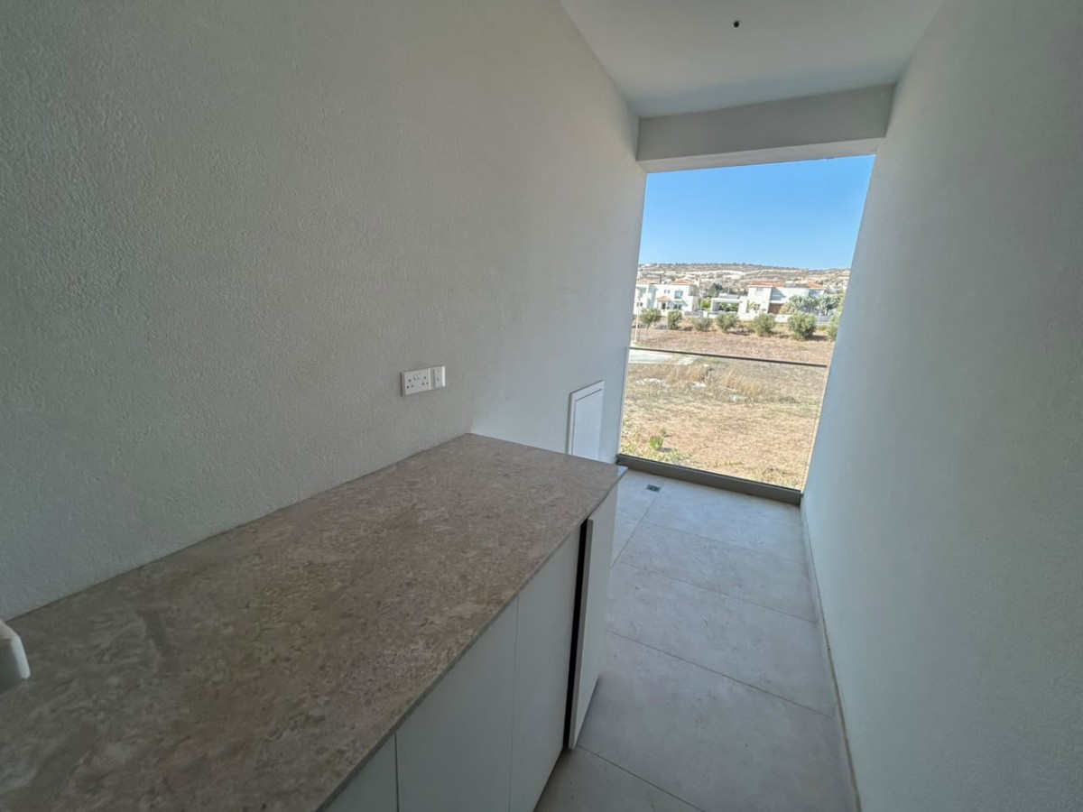 Apartment For Sale  in  Geroskipou