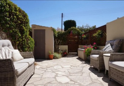Peyia, Paphos Town House For Rent | DT5300