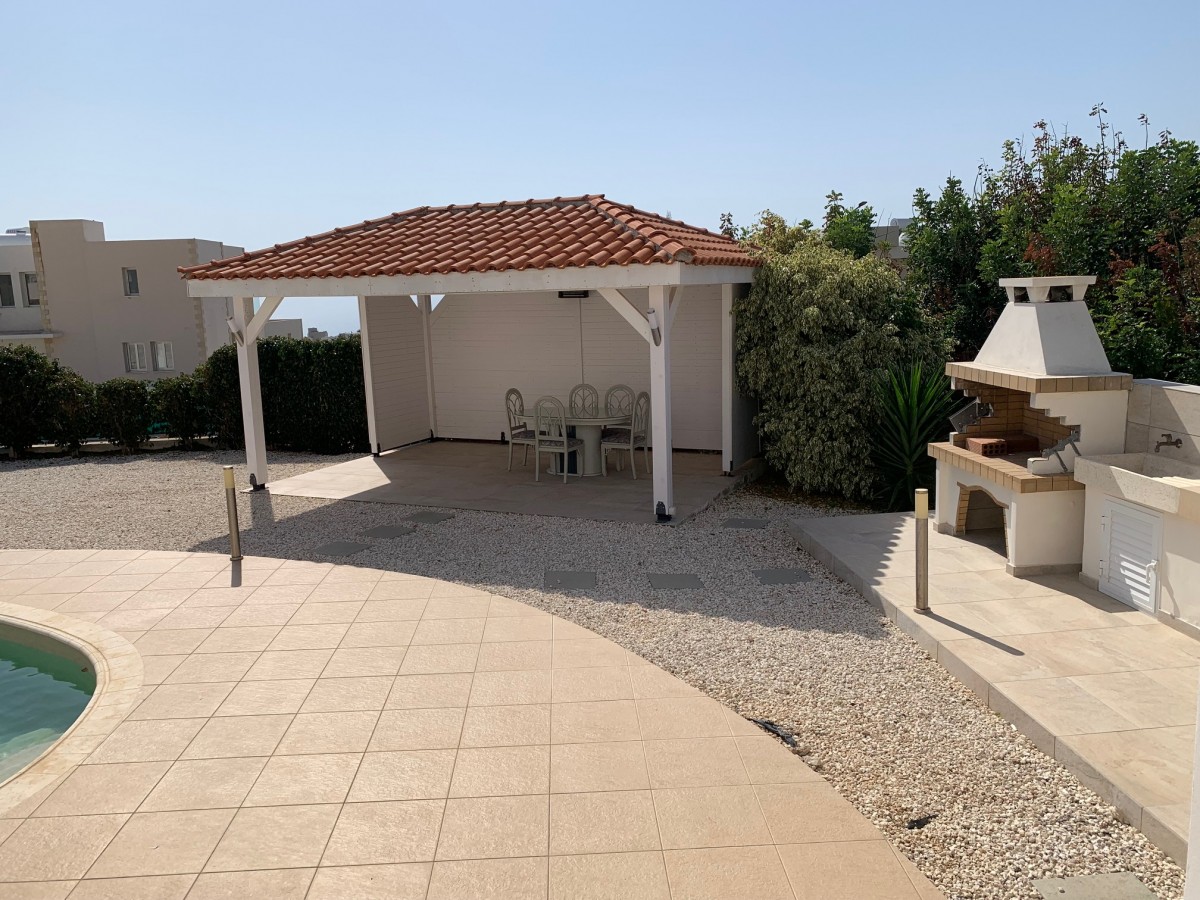 Detached Villa For Sale  in  Peyia