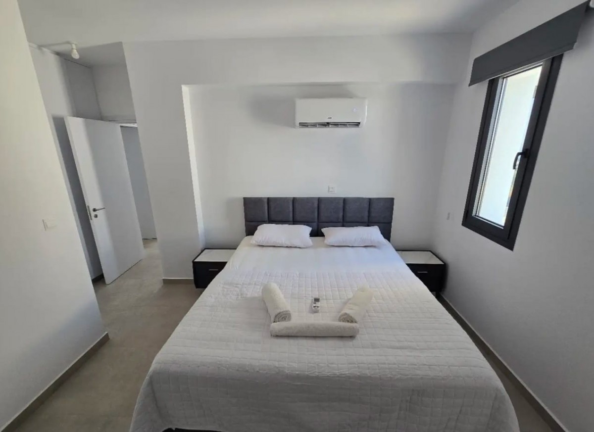 Detached Villa For Rent  in  Peyia