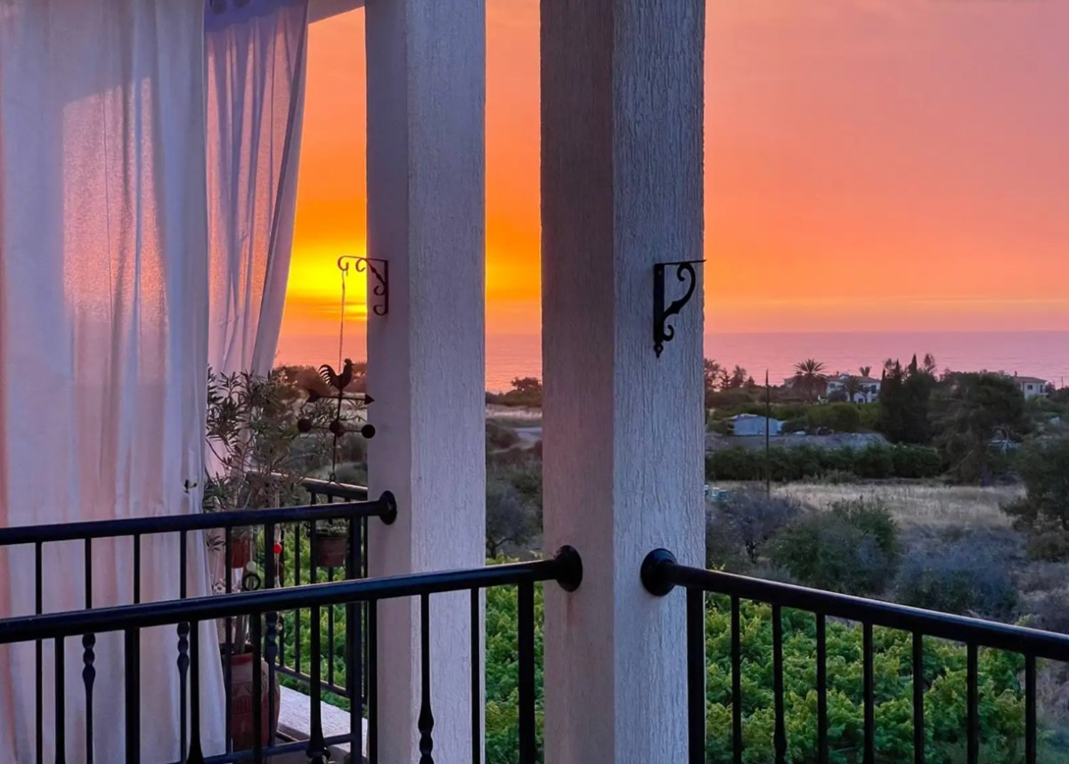Apartment For Sale  in  Argaka