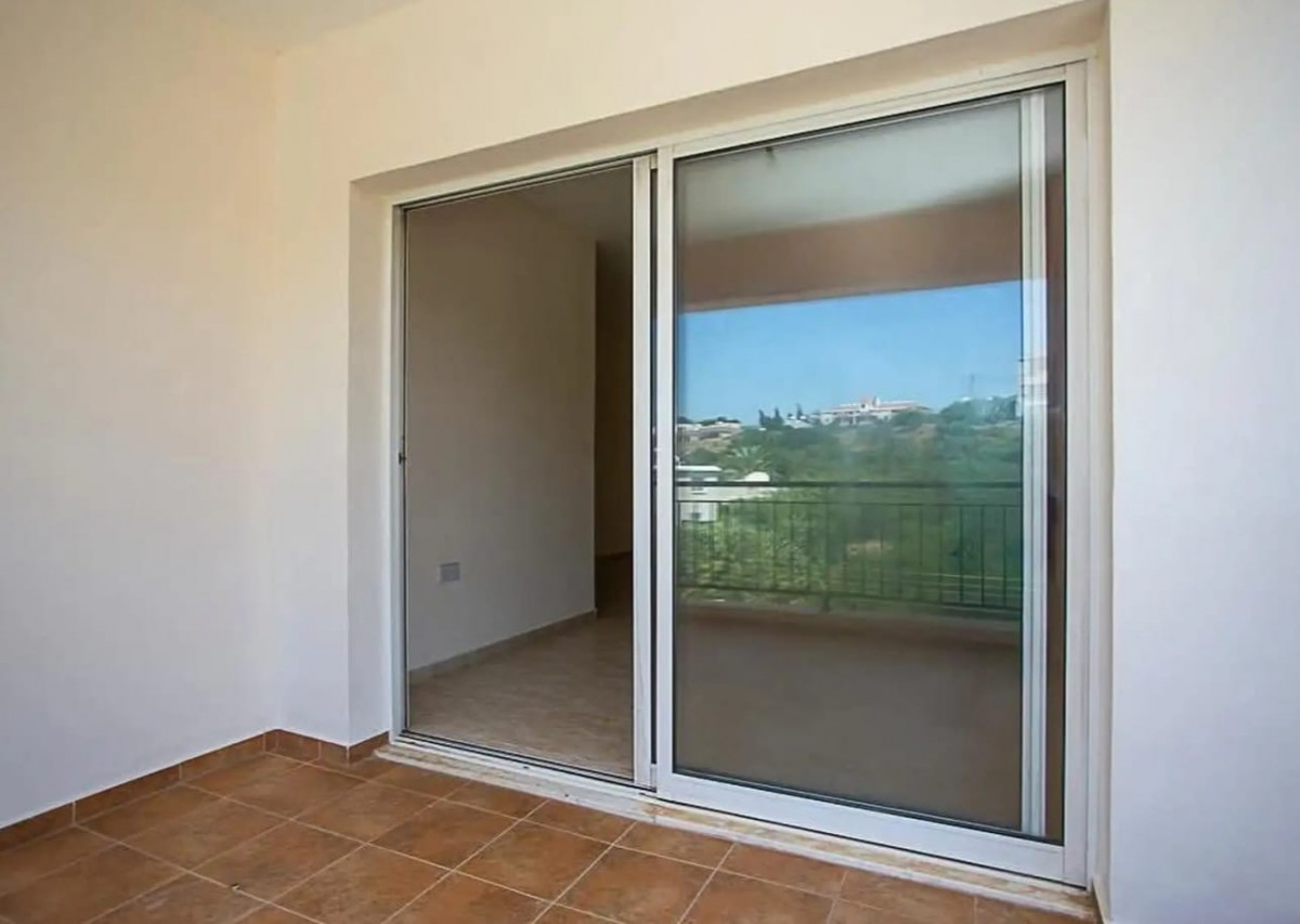 Apartment For Rent  in  Chlorakas