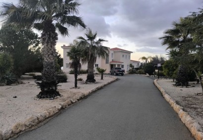 Akoursos, Paphos Detached Villa For Sale | DT5318