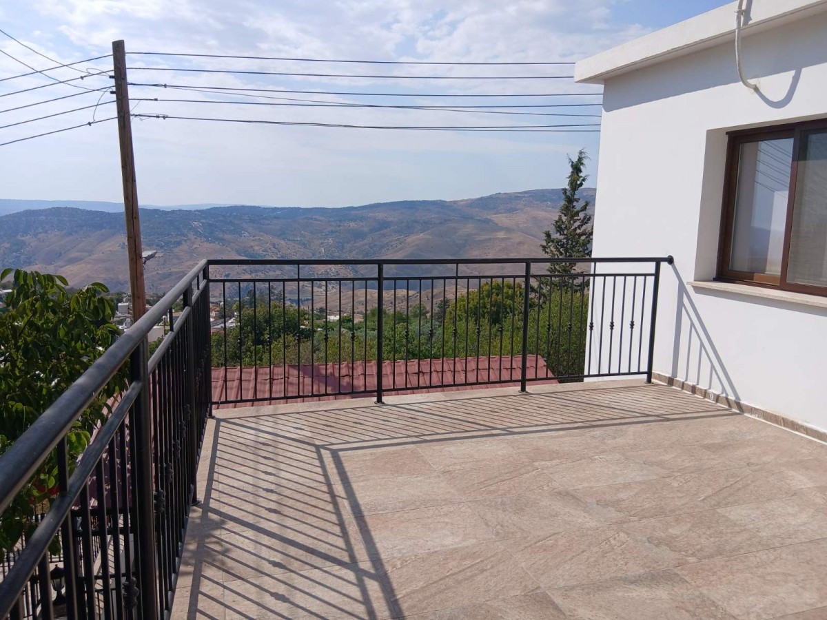 Kelokedara, Paphos Penthouse For Rent | DT5325