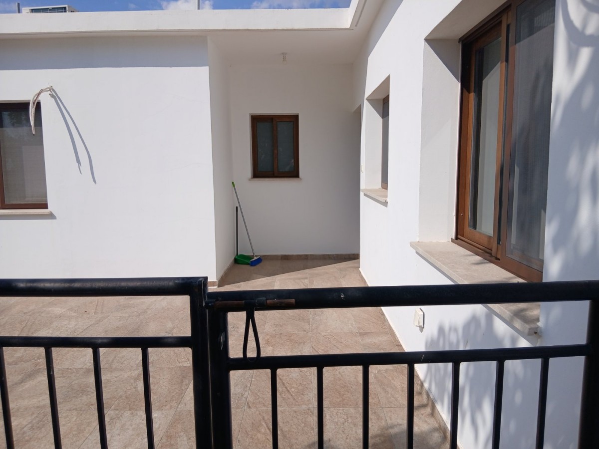 Penthouse For Rent  in  Kelokedara