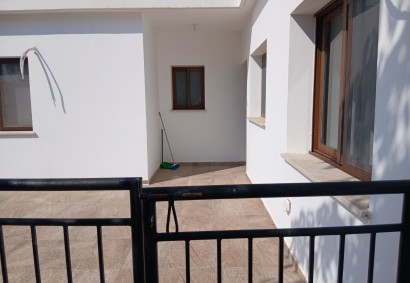 Kelokedara, Paphos Penthouse For Rent | DT5325