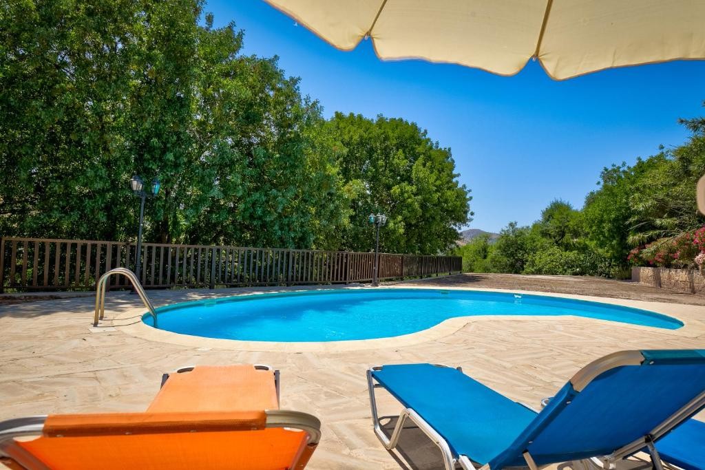 Detached Villa For Rent  in  Episkopi
