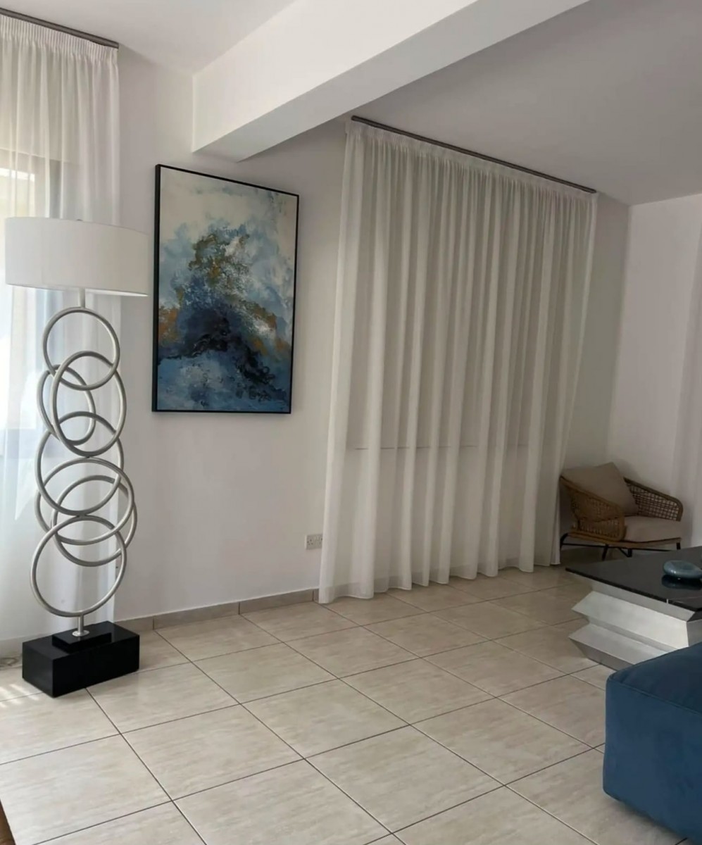 Detached Villa For Rent  in  Emba