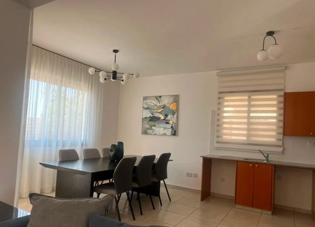 Detached Villa For Rent  in  Emba