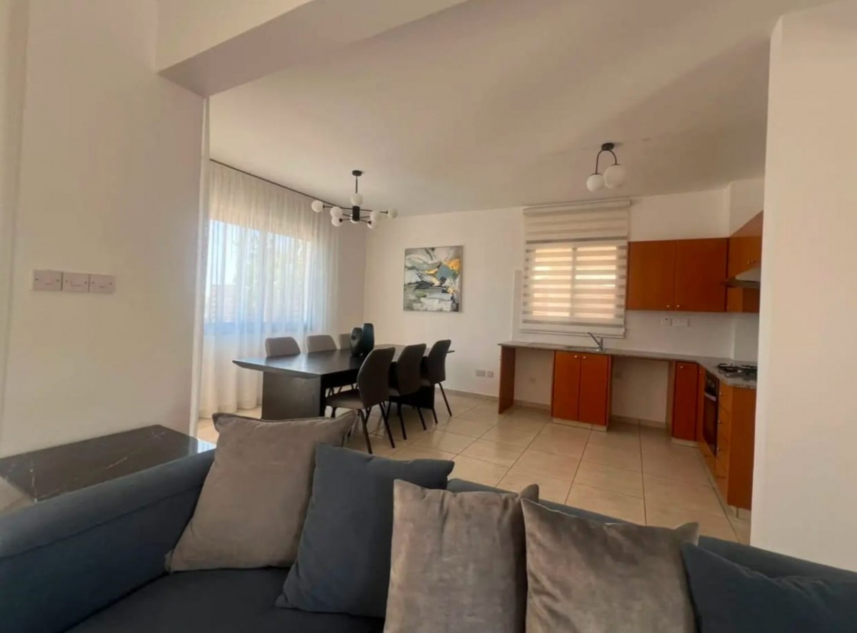 Detached Villa For Rent  in  Emba