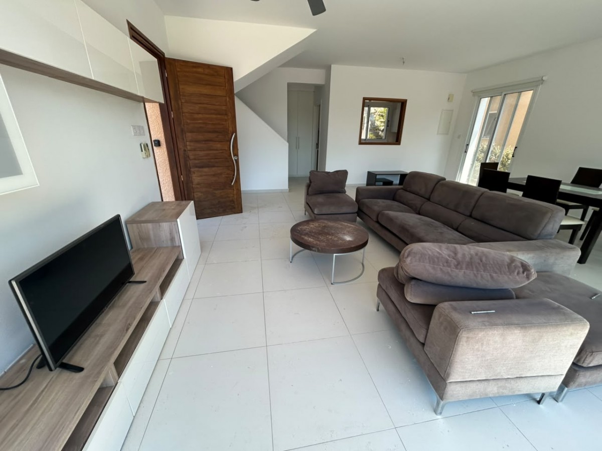 Detached Villa For Sale  in  Chlorakas