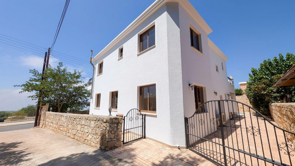 Detached two-storey House in Ineia, Paphos
