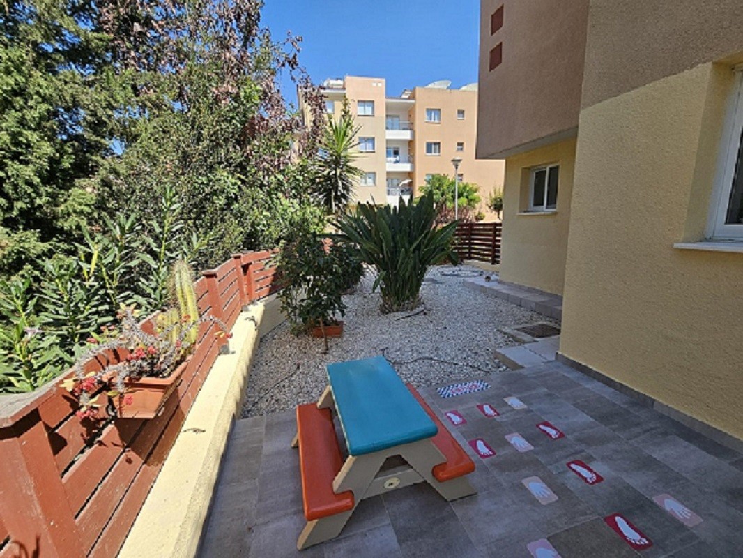 Detached Villa For Rent  in  Kato Paphos - Universal