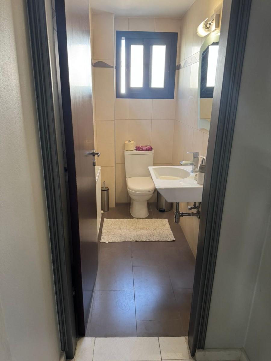 Detached Villa For Rent  in  Select Location