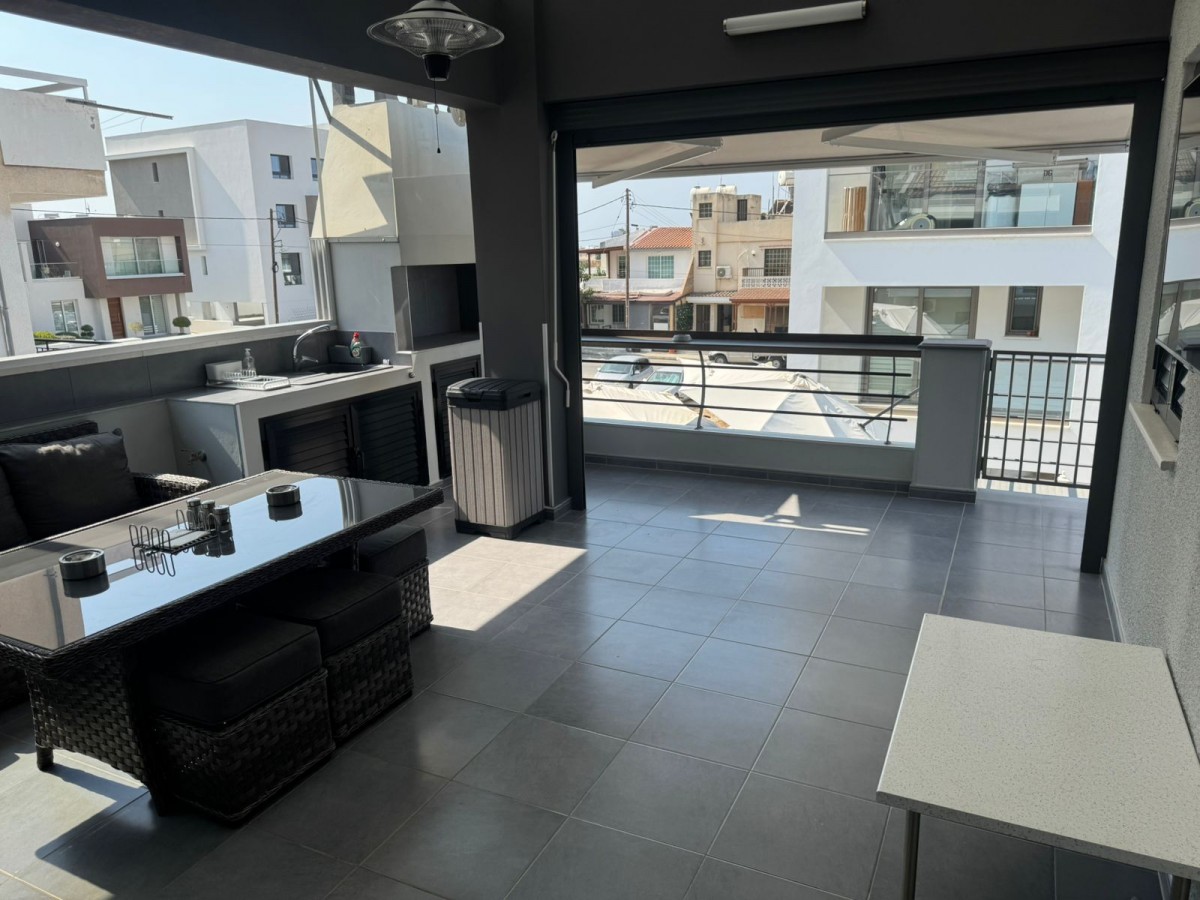 Detached Villa For Rent  in  Select Location