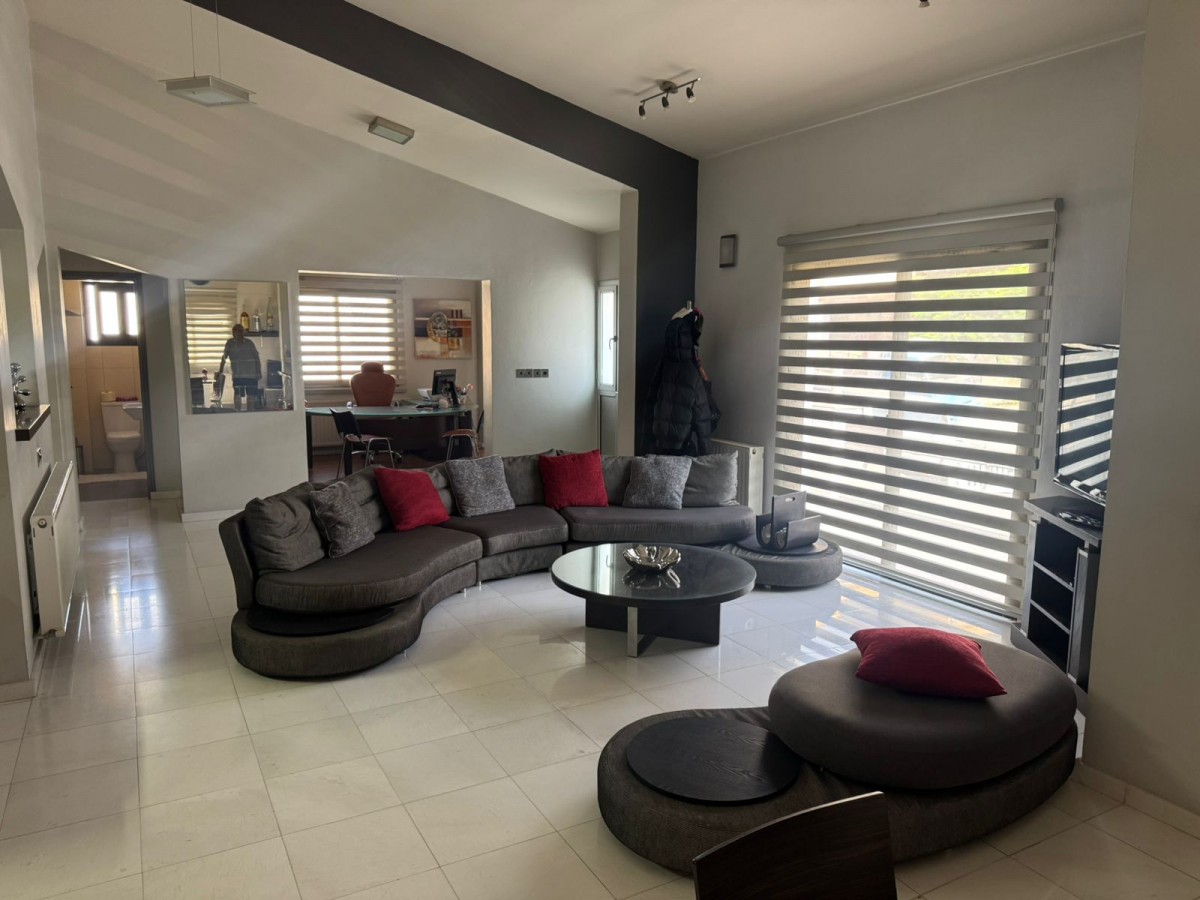 Detached Villa For Rent  in  Select Location