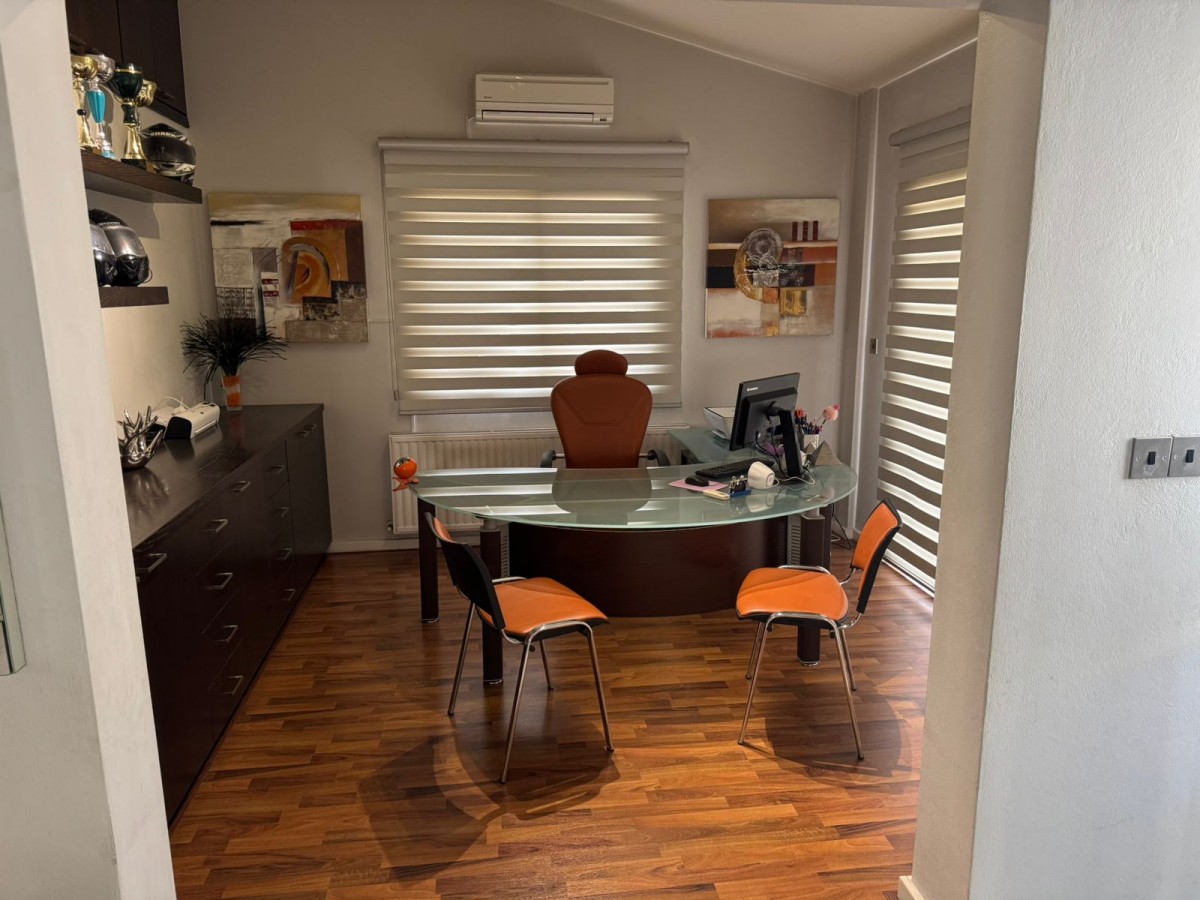 Detached Villa For Rent  in  Select Location