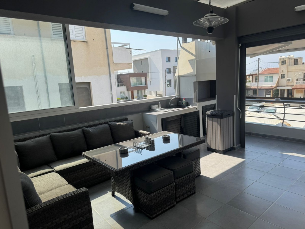 Detached Villa For Rent  in  Select Location