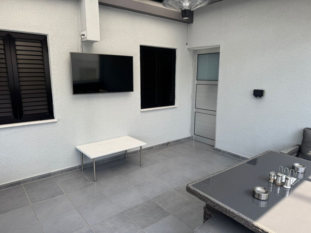 Detached Villa For Rent  in  Select Location