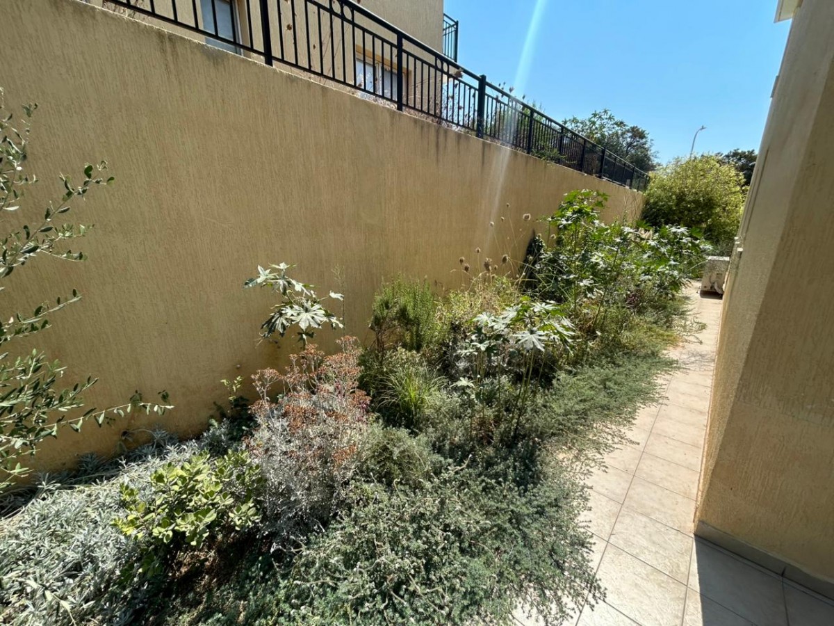 Town House For Sale  in  Kato Paphos - Universal