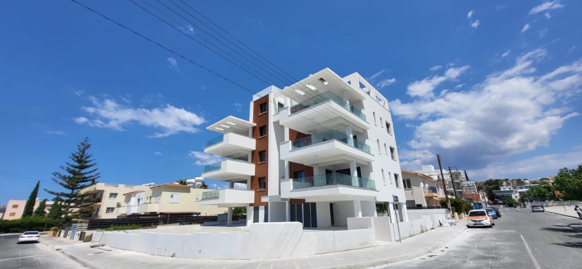 Penthouse For Sale  in  Kato Paphos - Universal