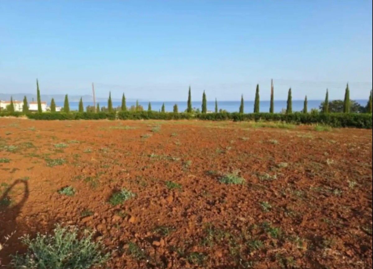 Touristic Land For Sale  in  Argaka