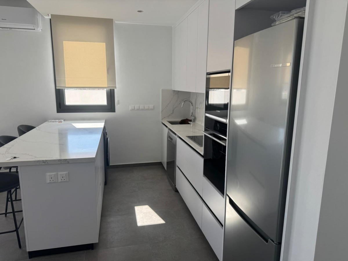 Apartment For Rent  in  Paphos Town