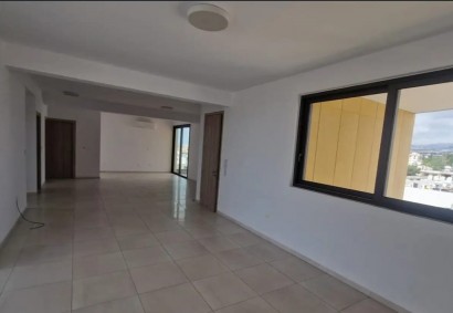 Paphos Town, Paphos Office  For Rent | DT5362