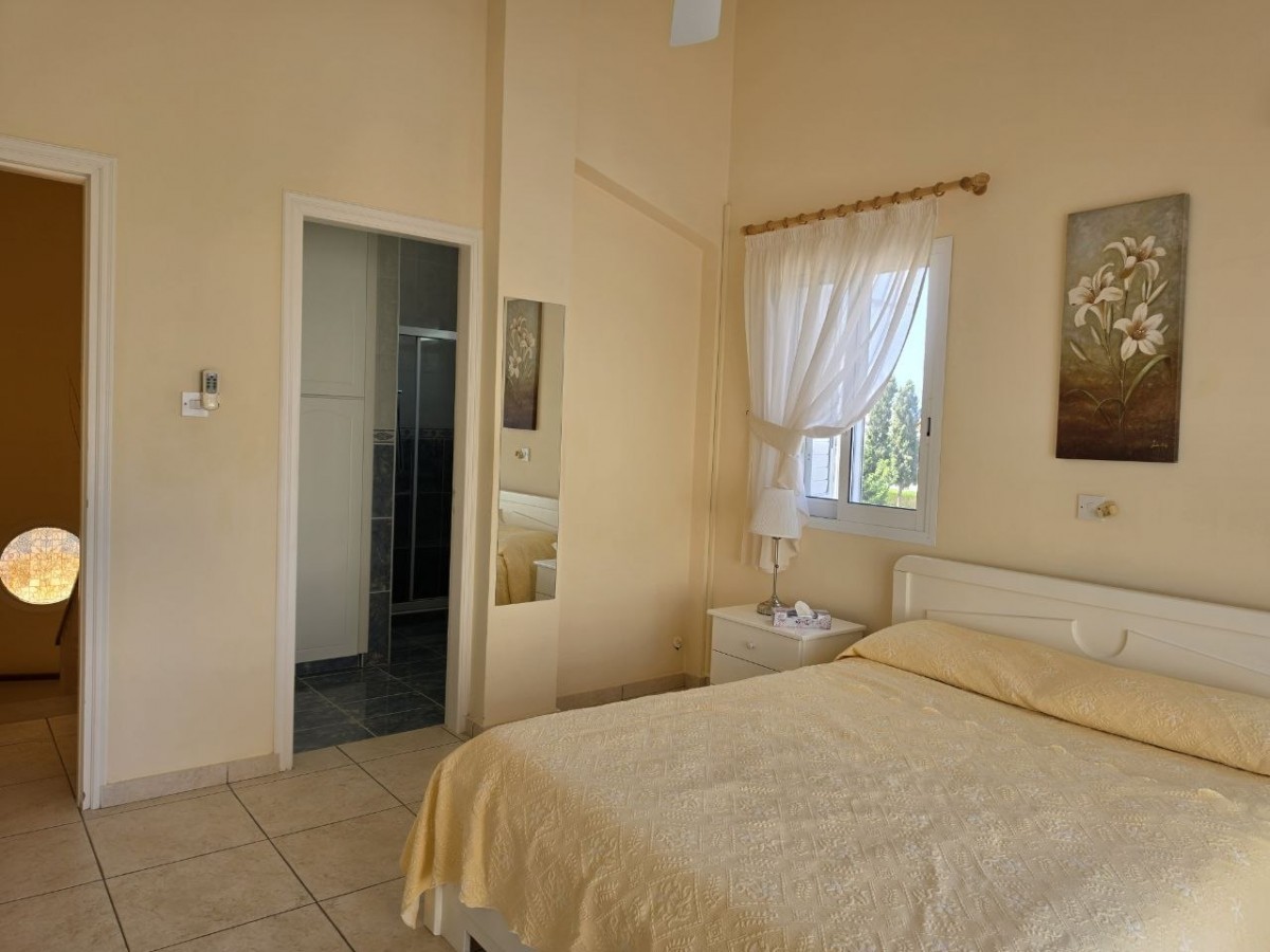Detached Villa For Sale  in  Peyia - Sea Caves