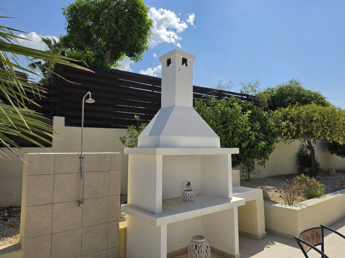 Detached Villa For Sale  in  Peyia - Sea Caves