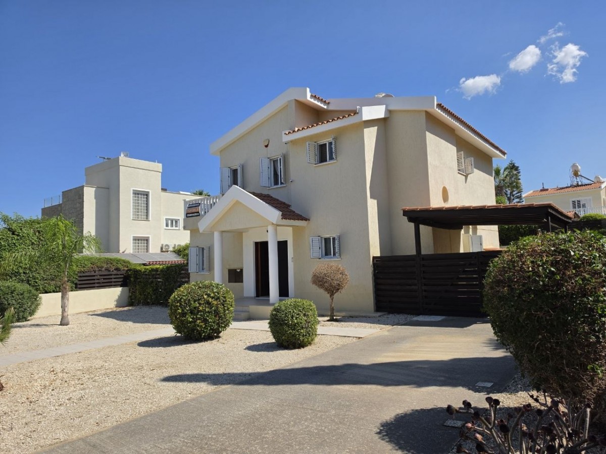 Detached Villa For Sale  in  Peyia - Sea Caves