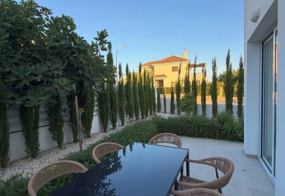 Peyia, Paphos Town House For Rent | DT5381