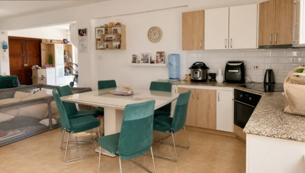 Detached Villa For Rent  in  Chlorakas