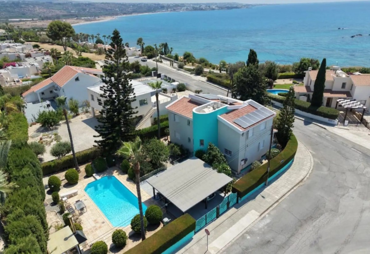 Peyia - Coral Bay, Paphos Detached Villa For Rent | DT5388