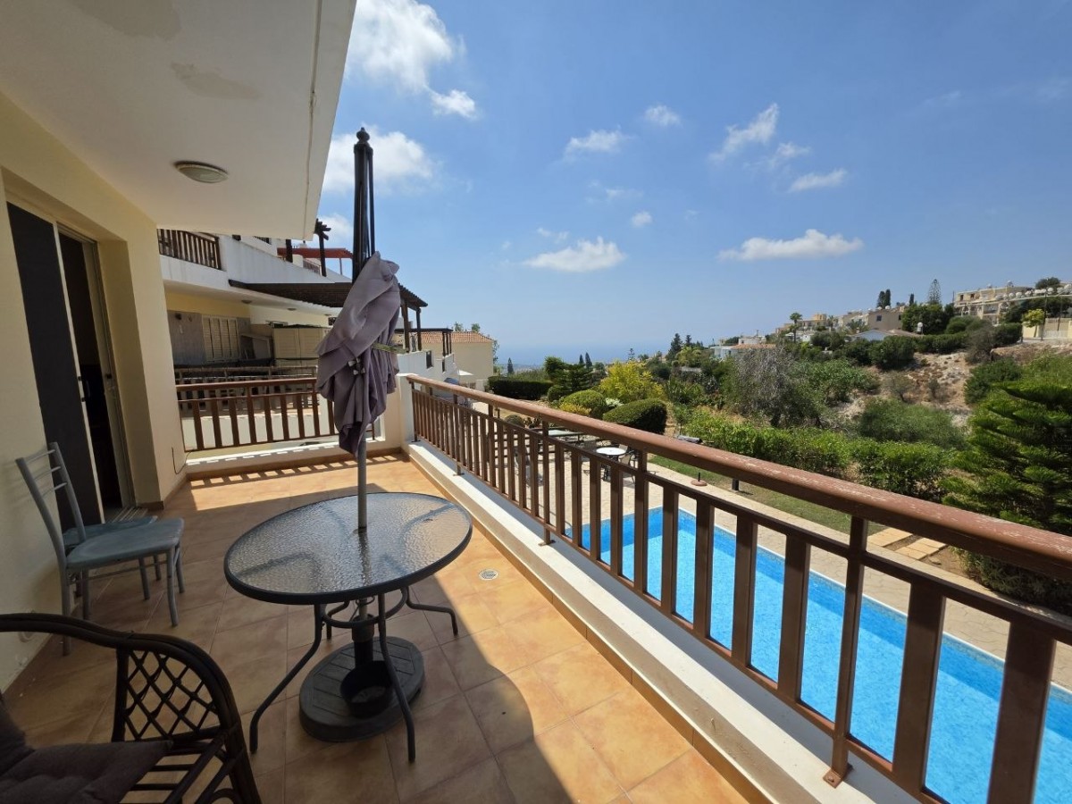 Apartment For Sale  in  Peyia