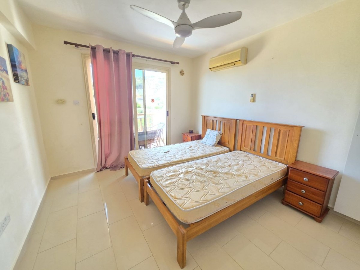 Apartment For Sale  in  Peyia
