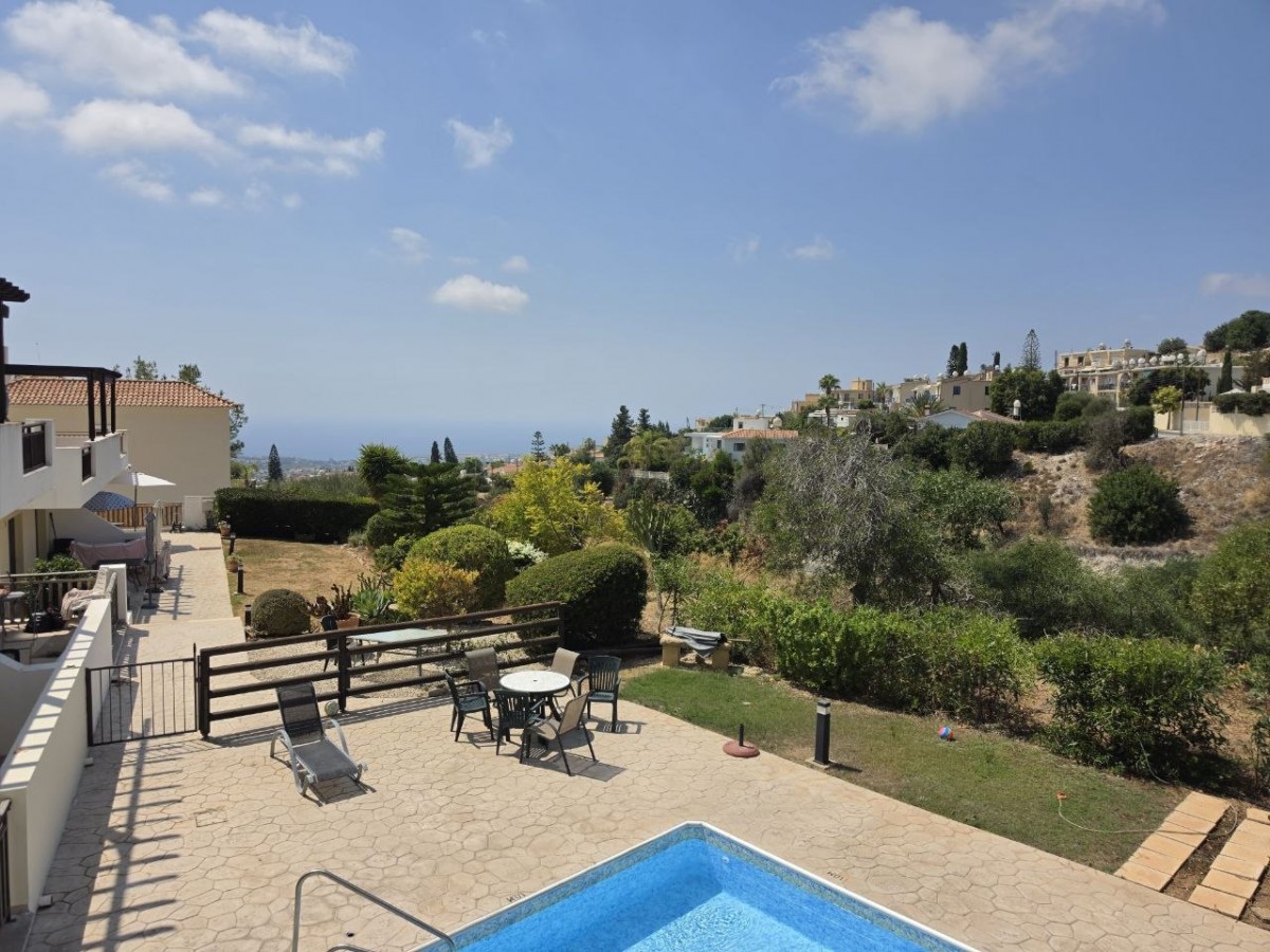 Apartment For Sale  in  Peyia