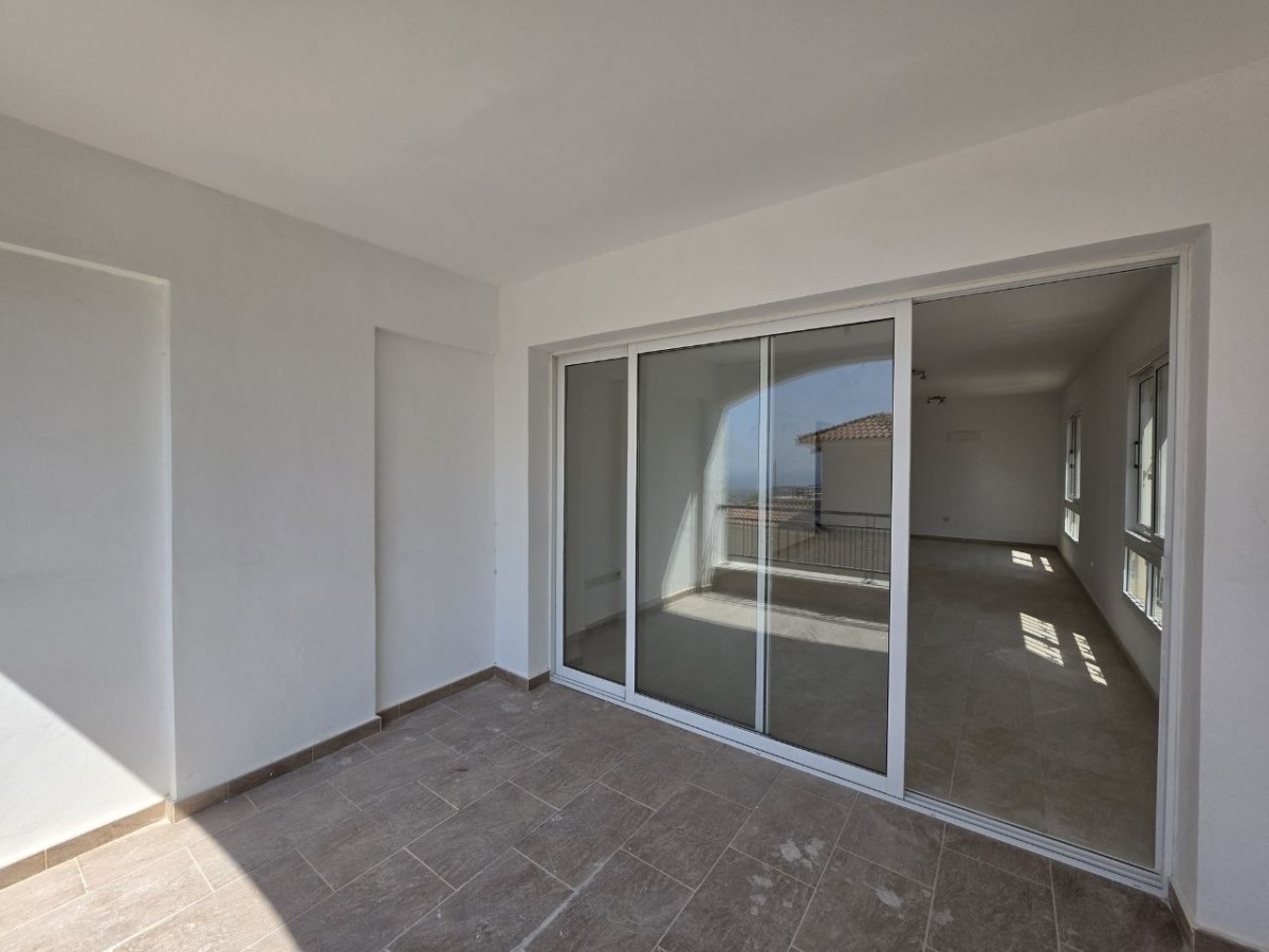 Detached Villa For Sale  in  Peyia