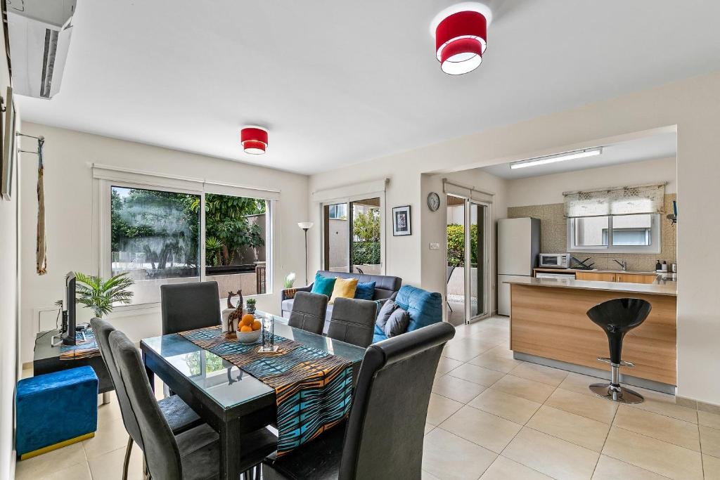 Mandria, Paphos Ground Floor Apartment For Rent | DT5399