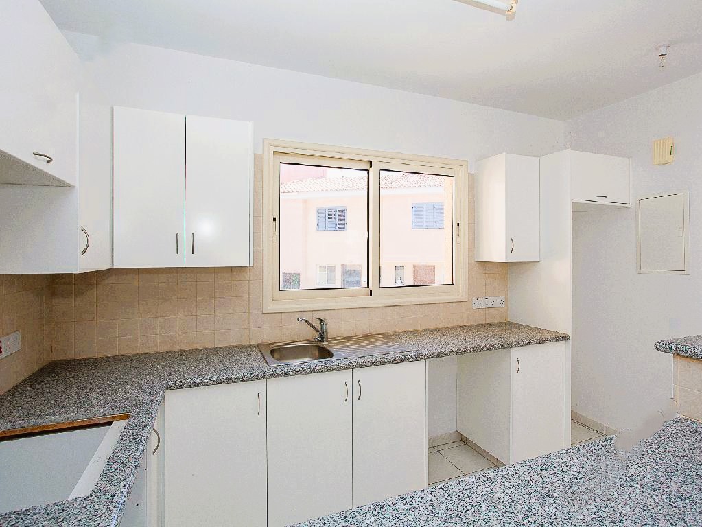 Semi Detached Villa For Sale  in  Anarita