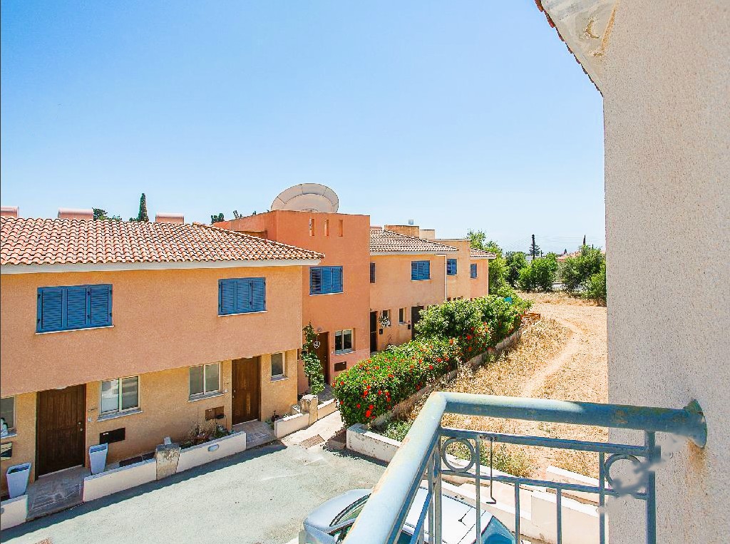 Semi Detached Villa For Sale  in  Anarita