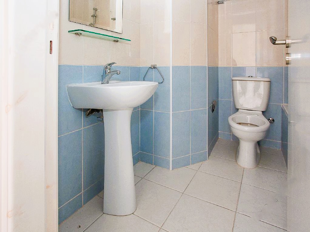 Semi Detached Villa For Sale  in  Anarita