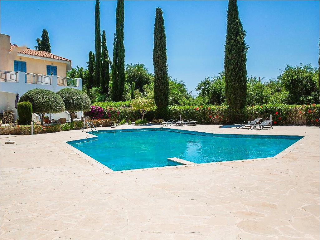 Semi Detached Villa For Sale  in  Anarita
