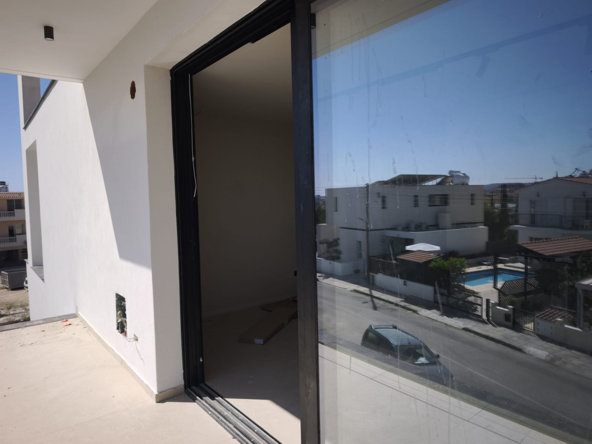 Studio For Sale  in  Chlorakas
