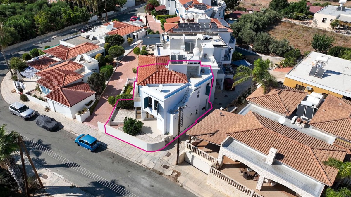 Two Storey Semi Detached House in Chloraka, Paphos