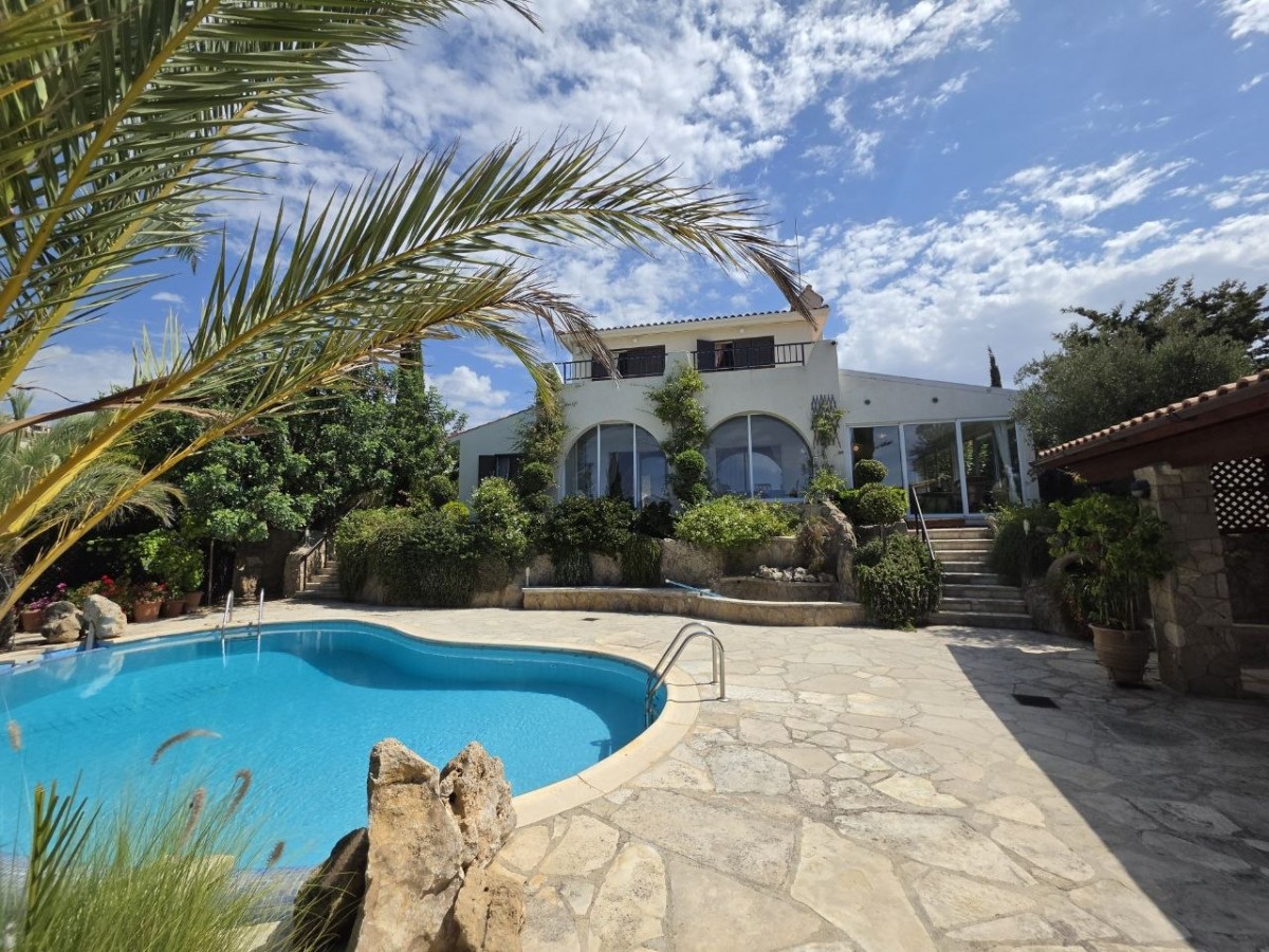 Detached Villa For Sale  in  Select Location