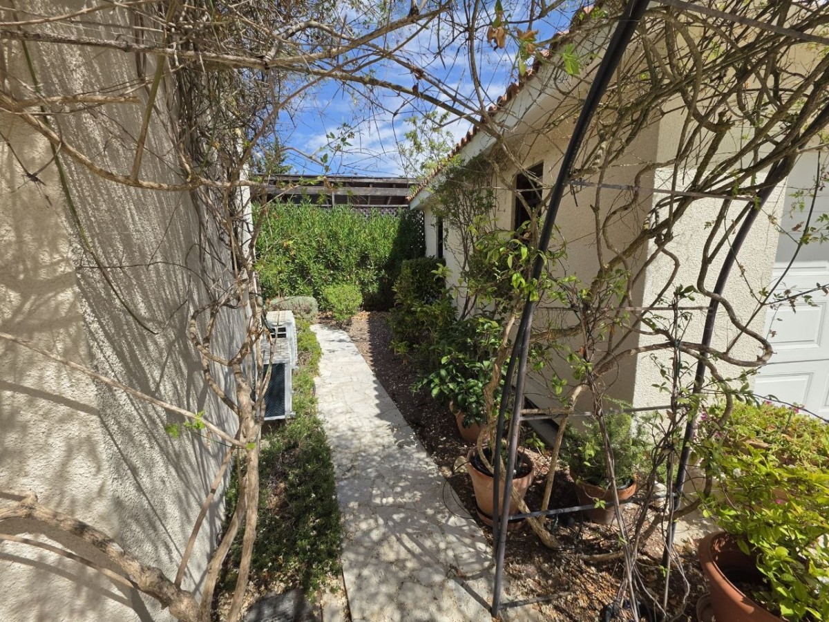 Detached Villa For Sale  in  Select Location