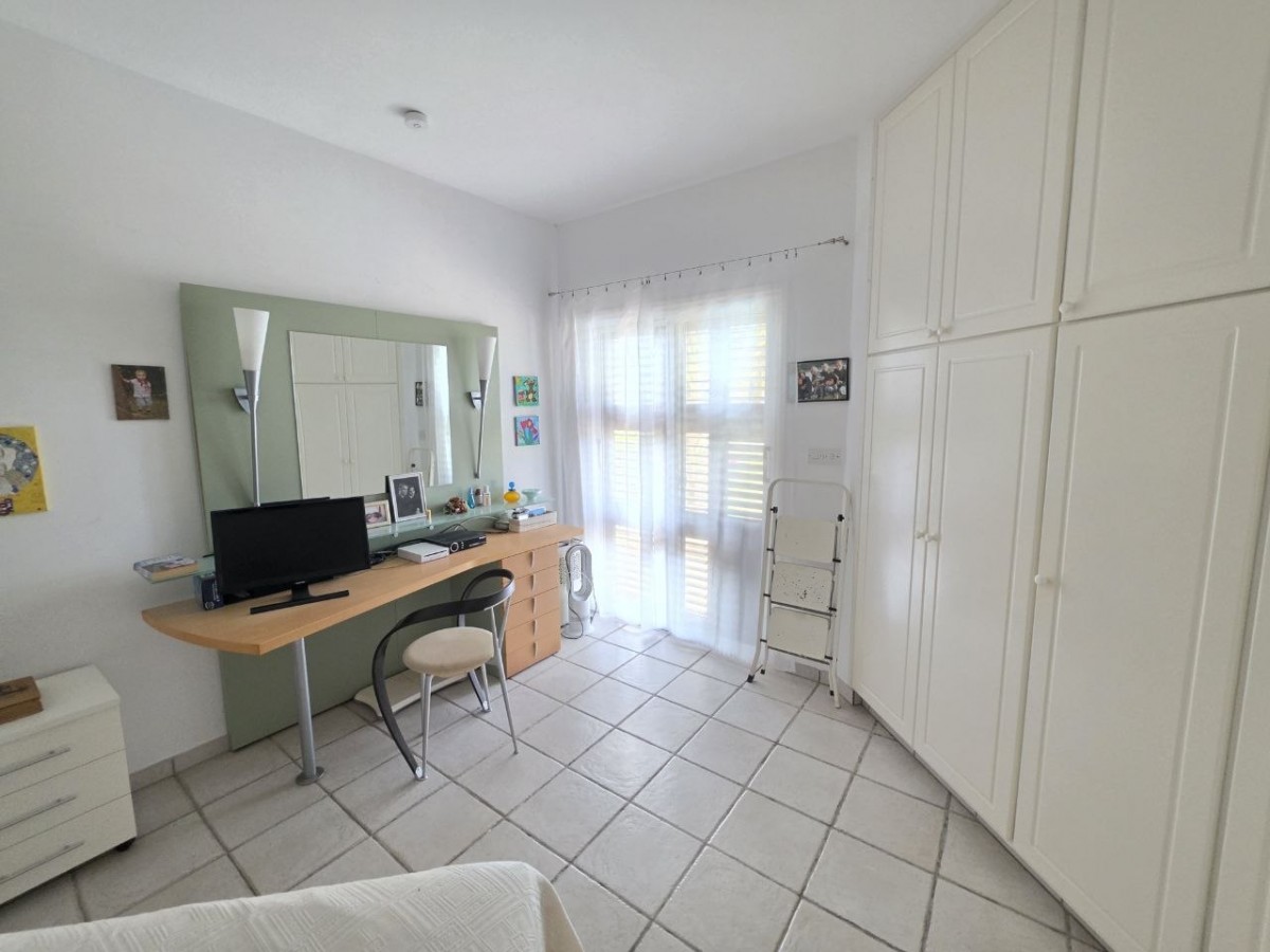 Detached Villa For Sale  in  Tala - Kamares