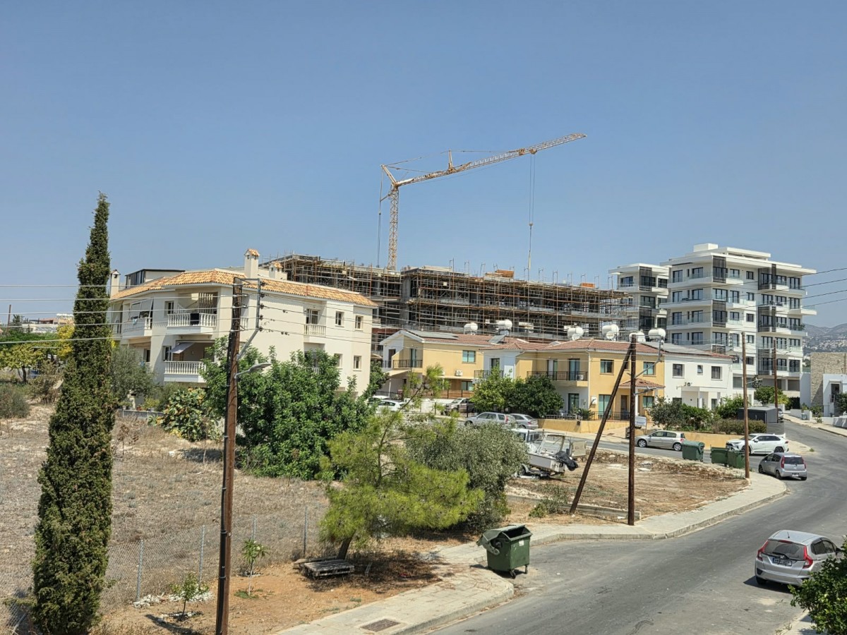Apartment For Rent  in  Anavargos