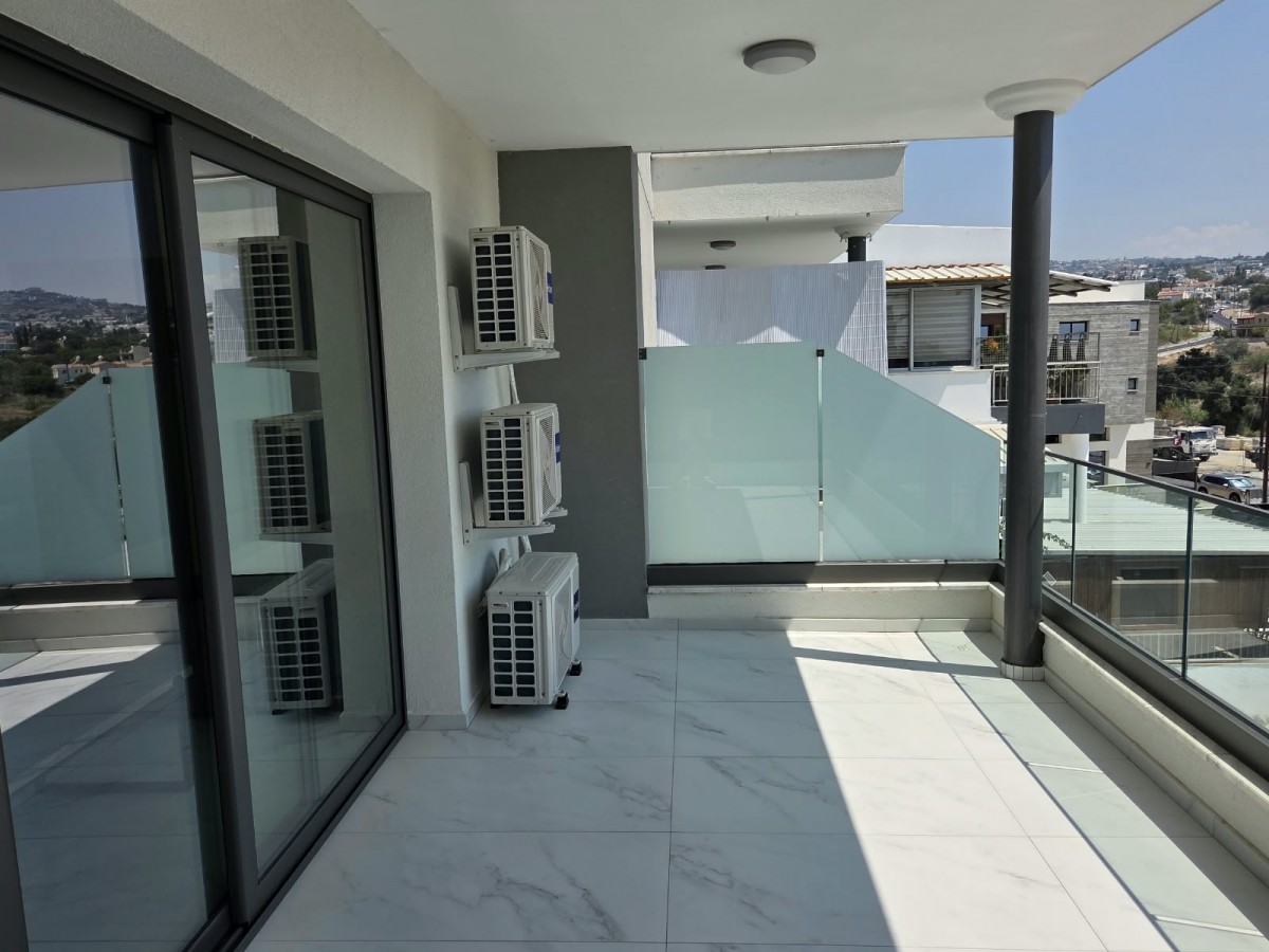 Apartment For Rent  in  Anavargos